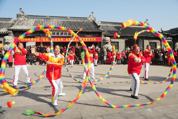 区体育局老体协举行"红红火火过大年"春节演出活动